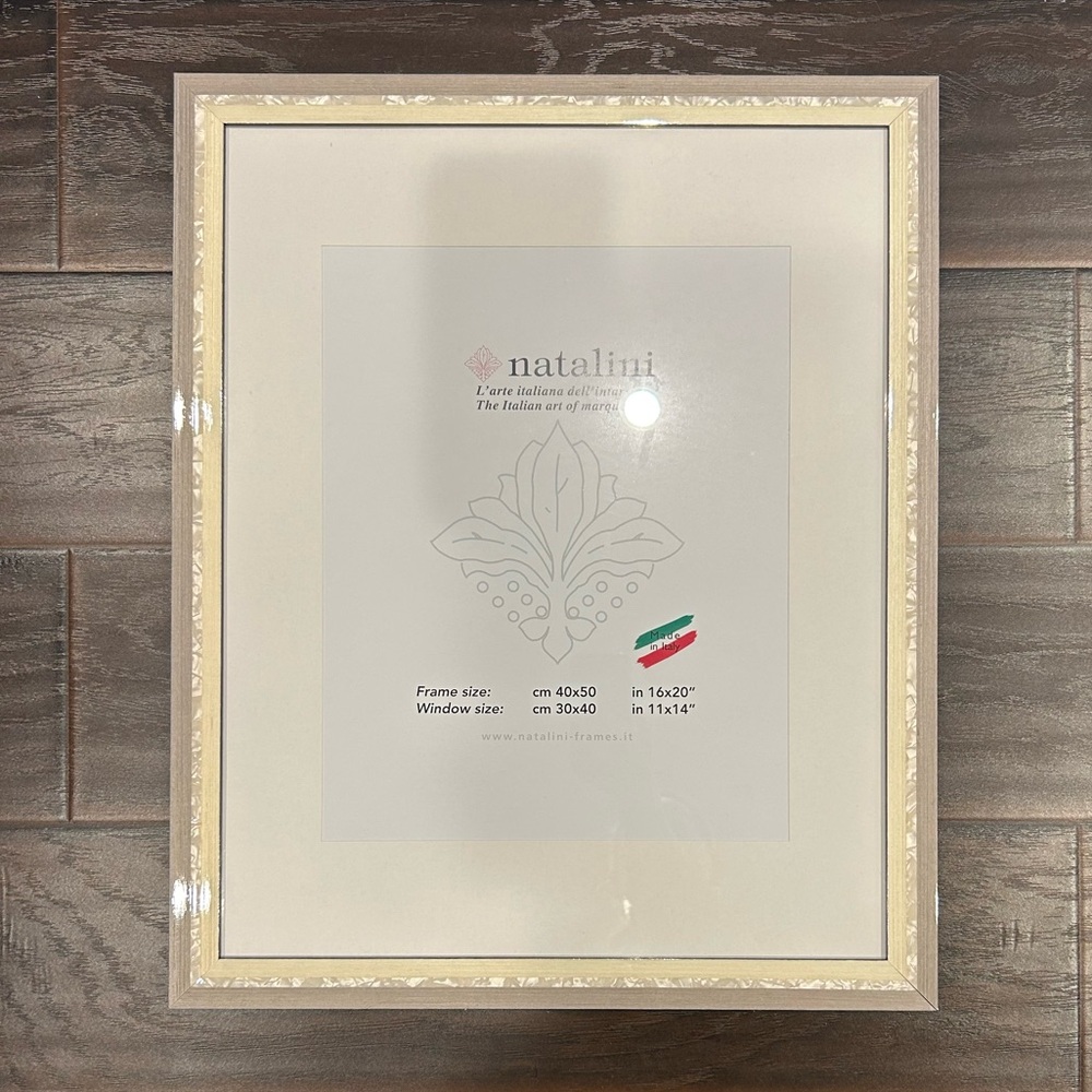 Natalini NWT Made in Italy Gray Pearl Wall Frame, 16x20”